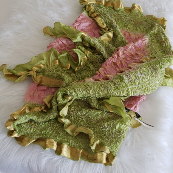MISS JUNE SILK SHAWL SCARF - Picture 1 of 7